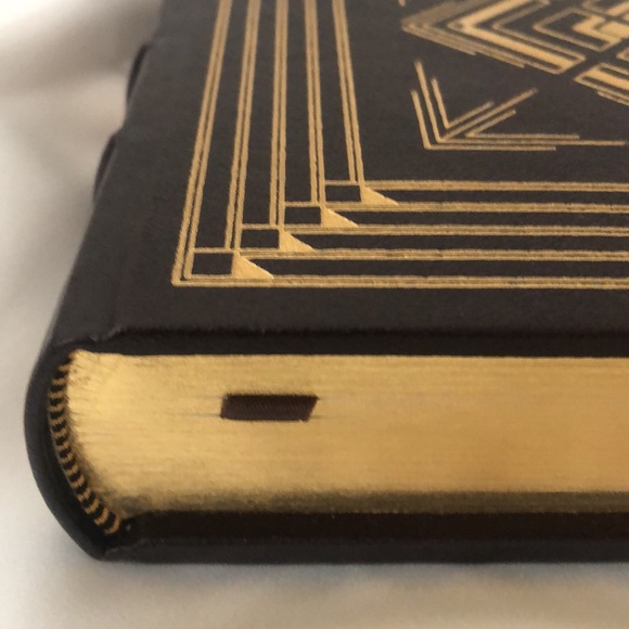 MINT CONDITION SIGNED FIRST EDITION FRANKLIN LIBRARY BOOK - Picture 6 of 10